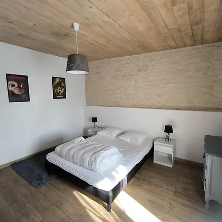 Semesterbostad L'authentique - Maison Chic Avec Piscine - Rouge *