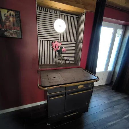 L'authentique - Maison Chic Avec Piscine - Rouge