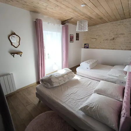 Semesterbostad L'authentique - Maison Chic Avec Piscine - Rouge Saint-Sigismond (Vendee)
