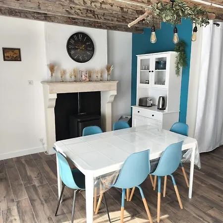 Semesterbostad L'authentique - Maison Chic Avec Piscine - Rouge *